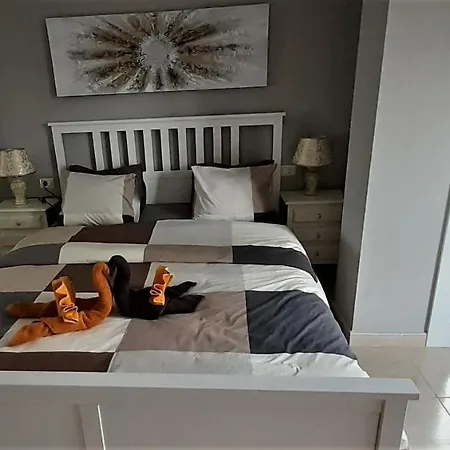 Edificio Canadas Lägenhet