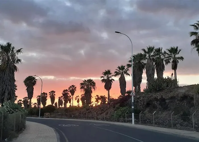 Edificio Canadas * Сан Мигель